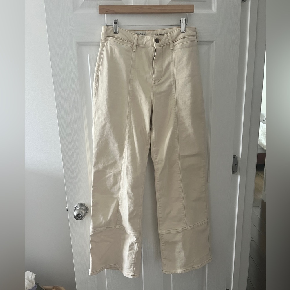 NWOT PILCRO Cargo Style Off White Jeans